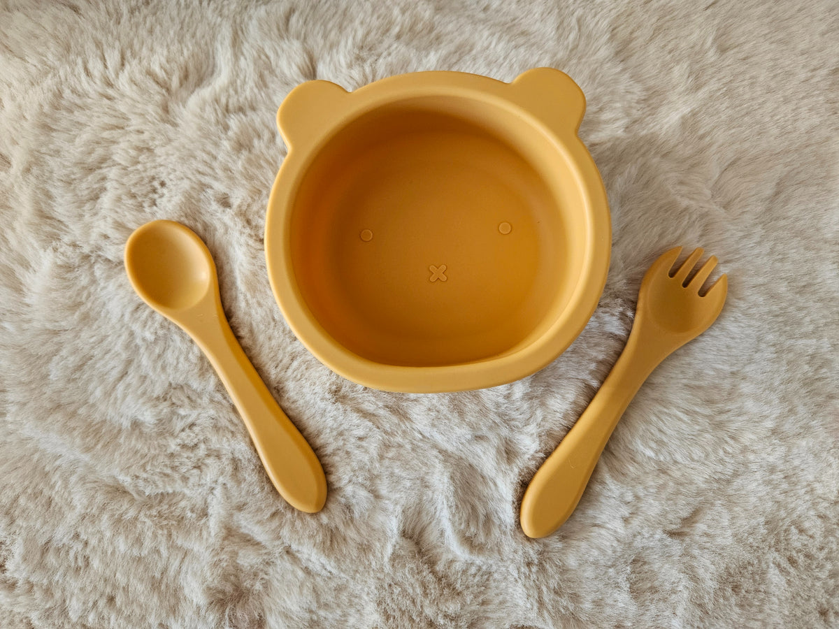 Bol et couverts en silicone, 4 mois et +, sans BPA