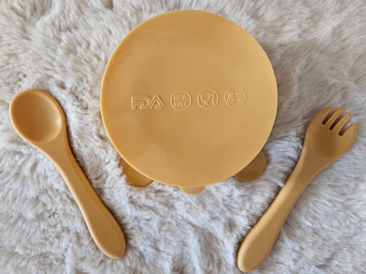 Bol et couverts en silicone, 4 mois et +, sans BPA